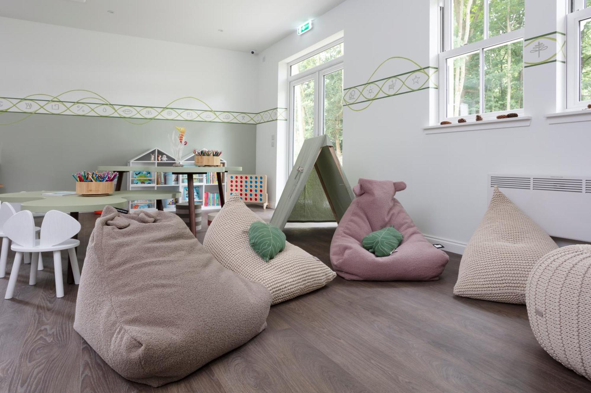 Schloss Roxburghe, Part Of Destination By Hyatt Extérieur photo Bean bag chairs